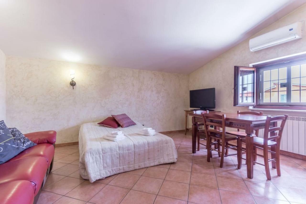 Biroli164 House Apartment Ciampino Bagian luar foto